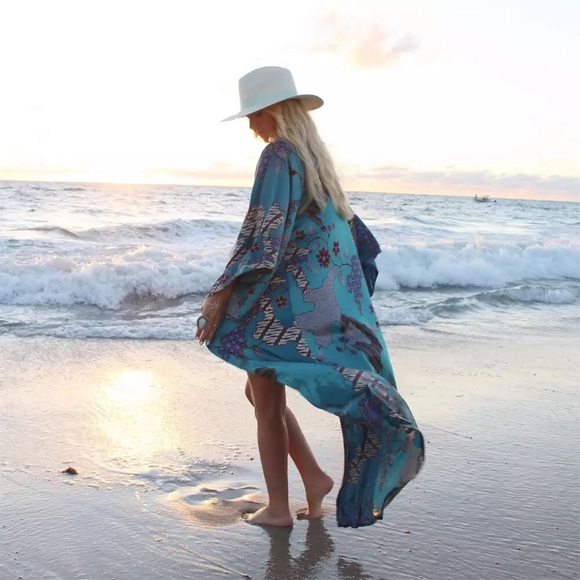 NEW Stunning Tribal Sakura Blue Floral Boho Kimono - Picture 2 of 8